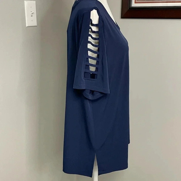 Michael Kors Lattice Sleeve Blue Top Size 1X Plus NEW Short Sleeve - Picture 2 of 6